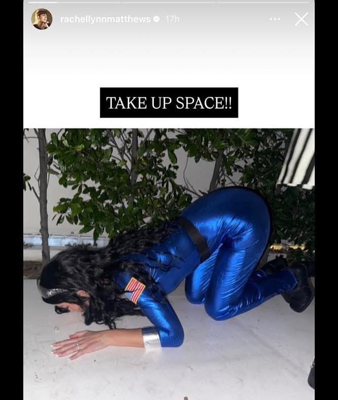 Celebrity news image