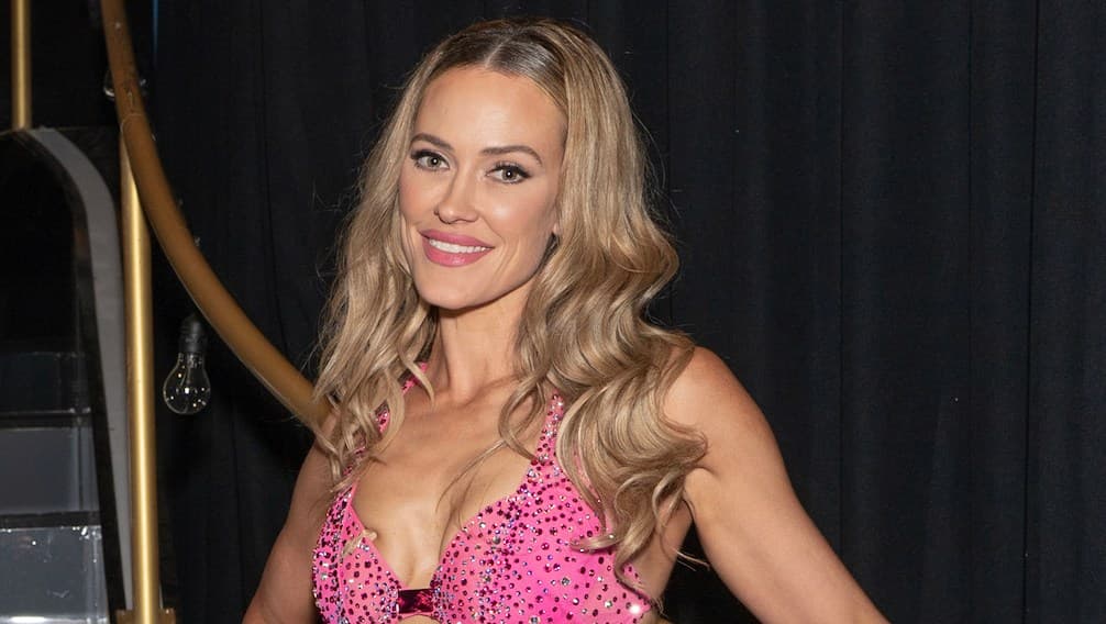 Peta Murgatroyd HUNGRY for DWTS Voting SECRETS: What Does She Know?