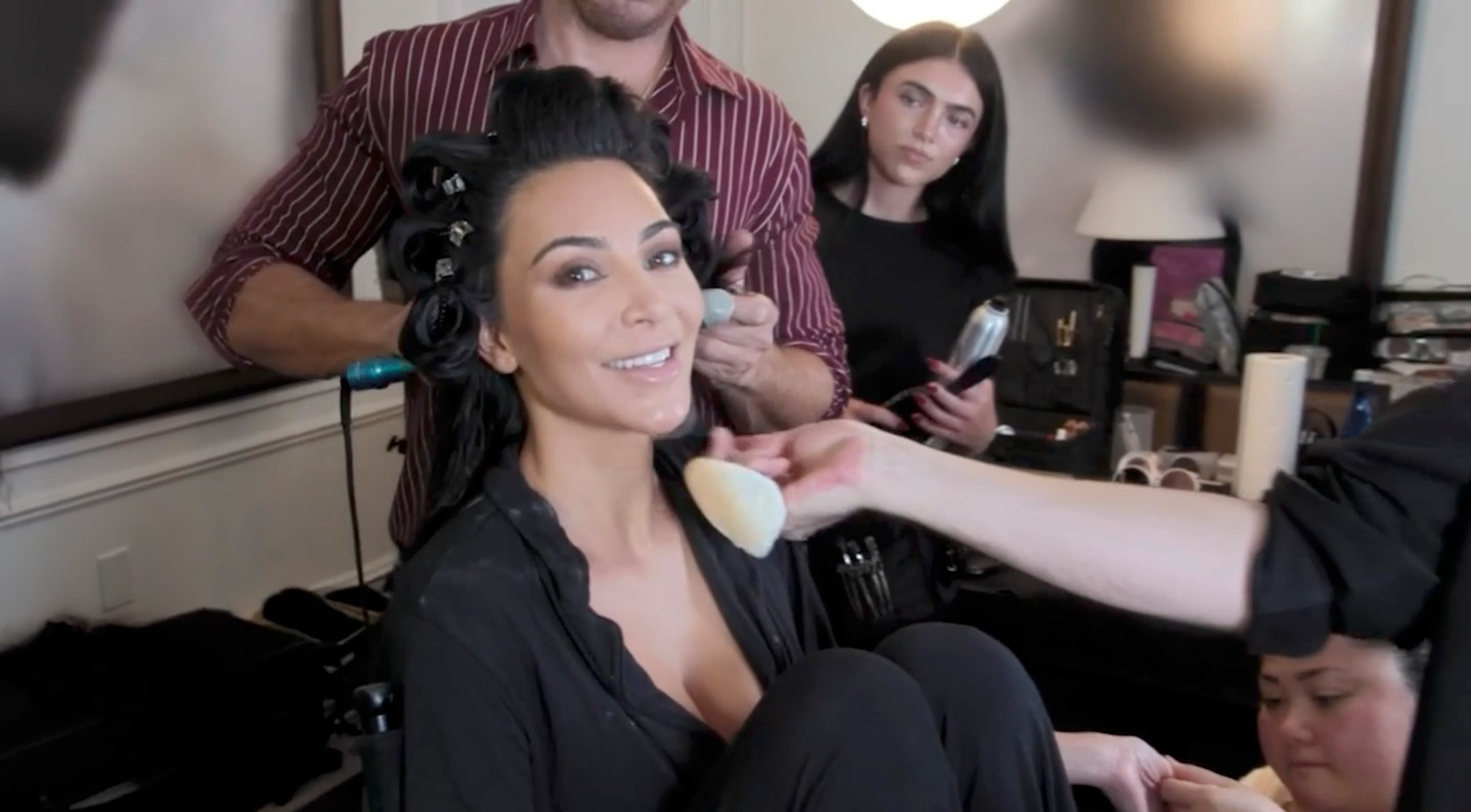 Celebrity news image