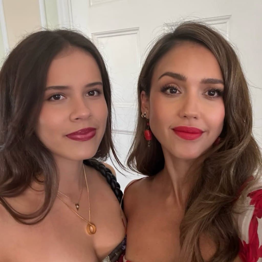 Jessica Alba and Cash Warren's Daughter Honor Poised for College Graduation