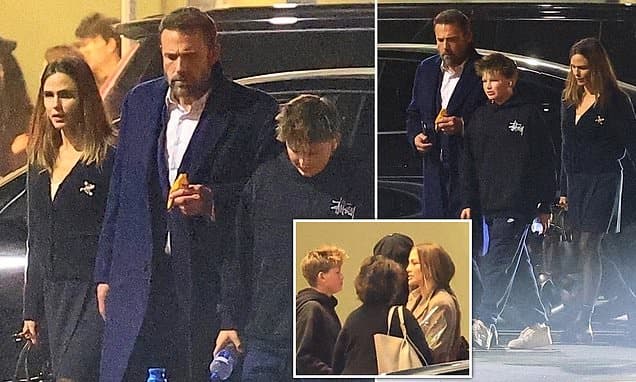 Ben Affleck and Jennifer Garner's Awkward Encounter with Jennifer Lopez at School Play